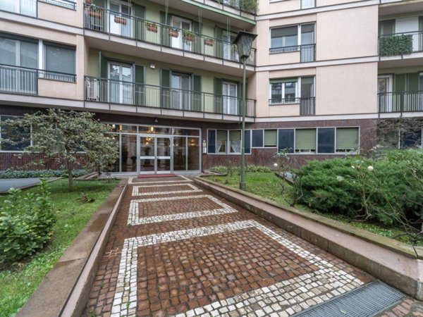 appartamento in vendita a Milano in zona Centro Direzionale