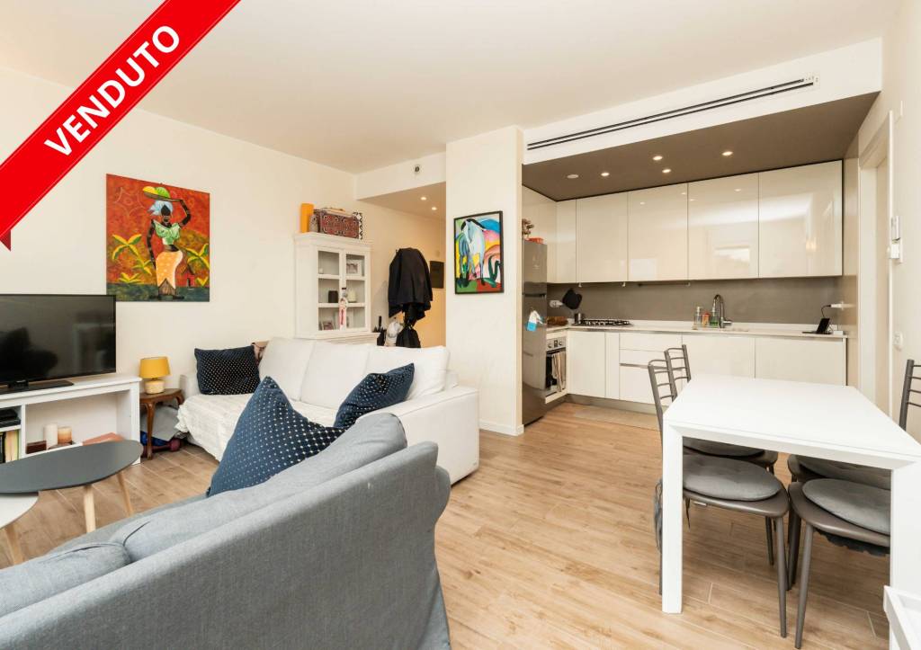 appartamento in vendita a Milano in zona Corvetto