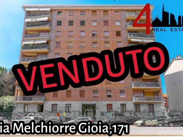 appartamento in vendita a Milano in zona Maggiolina