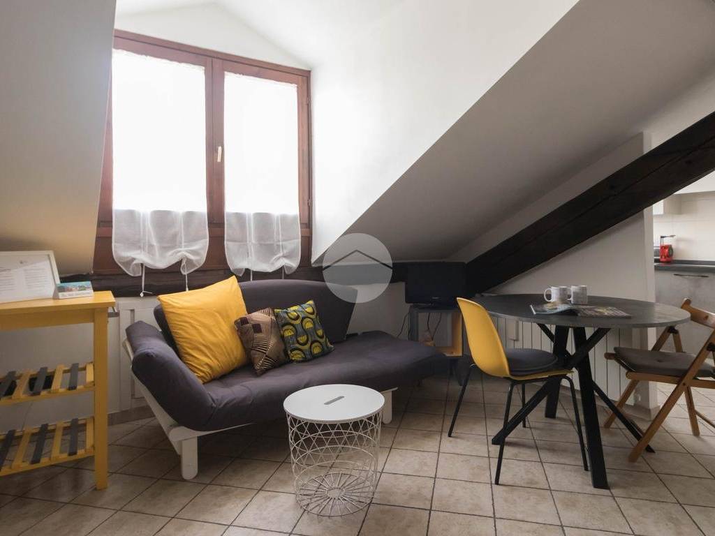appartamento in vendita a Milano in zona Isola