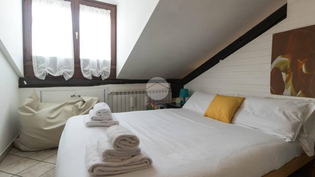 appartamento in vendita a Milano in zona Isola