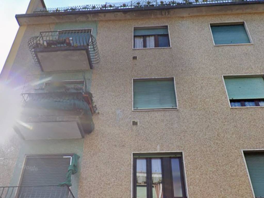 appartamento in vendita a Milano in zona Adriano