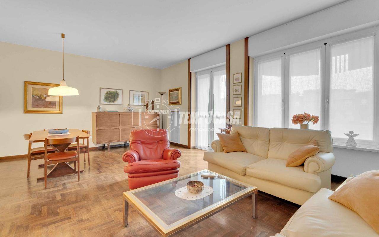 appartamento in vendita a Milano in zona Morivione