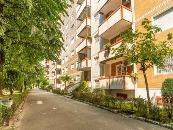 appartamento in vendita a Milano in zona Chiesa Rossa