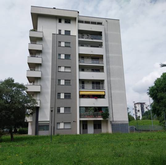 appartamento in vendita a Milano in zona Quarto Oggiaro