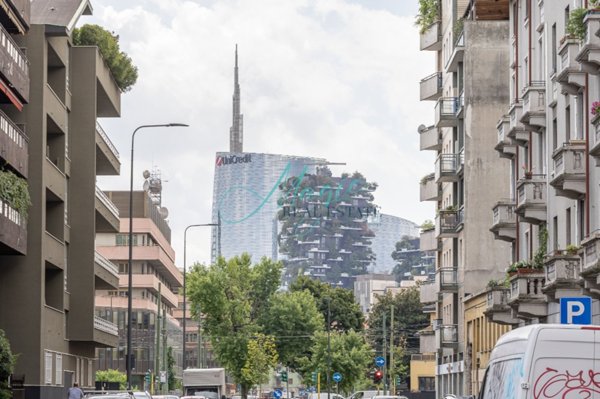 appartamento in vendita a Milano in zona Isola