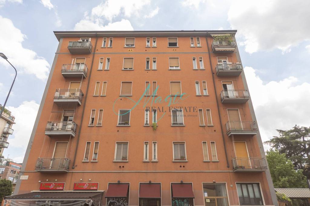 appartamento in vendita a Milano in zona Isola