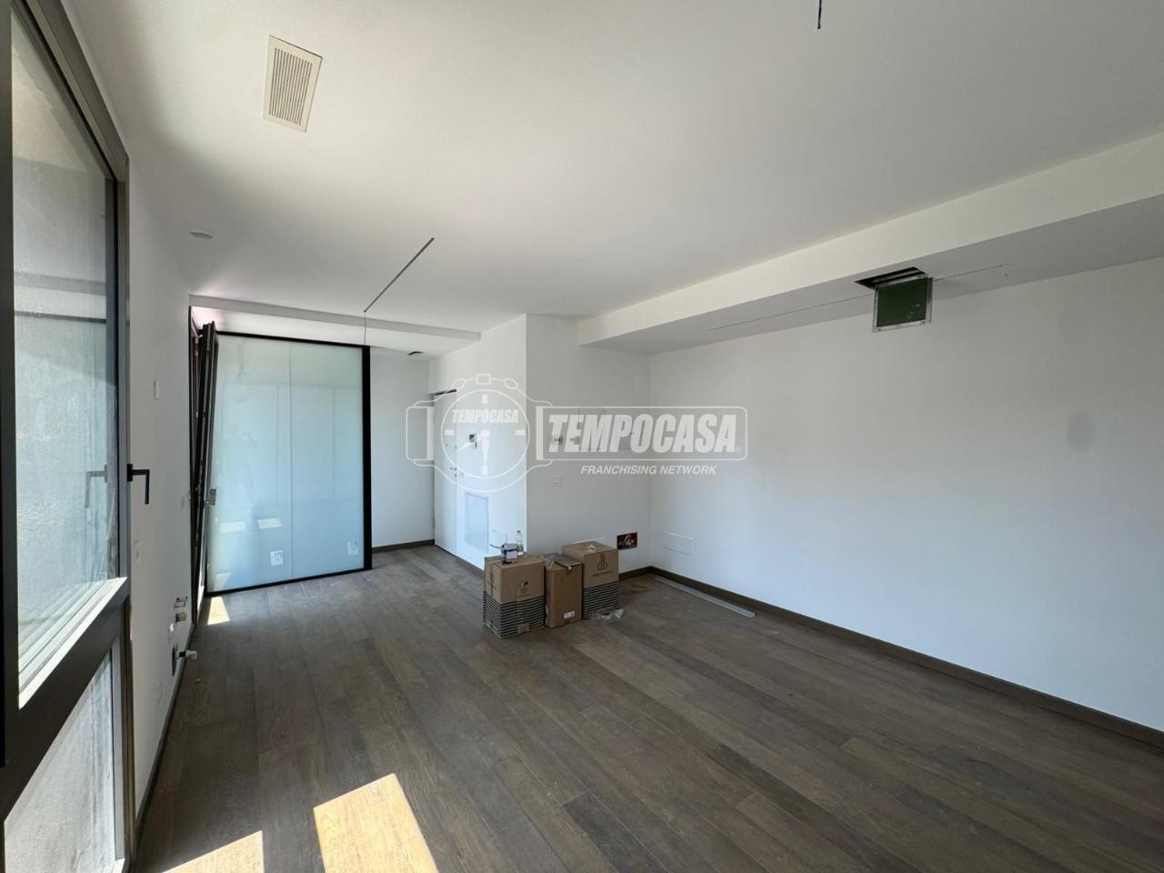 appartamento in vendita a Milano in zona Comasina