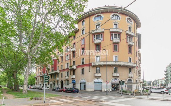 appartamento in vendita a Milano in zona Montalbino