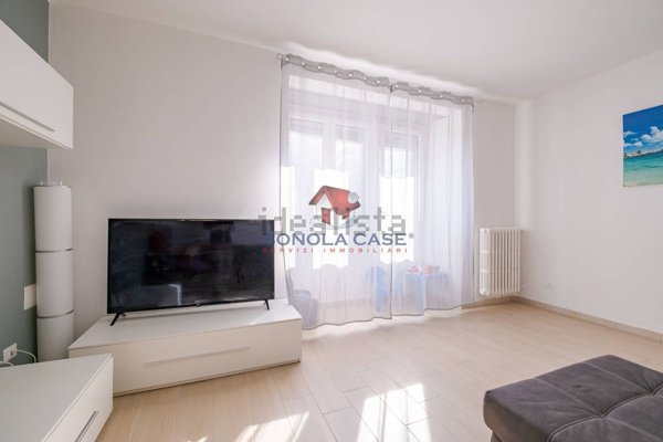 appartamento in vendita a Milano in zona Gallaratese