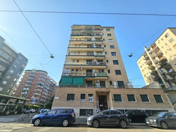 appartamento in vendita a Milano in zona Città Studi