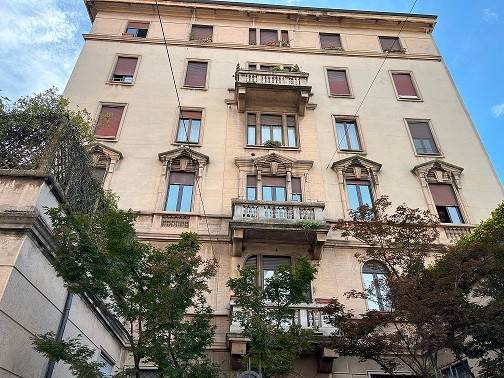 appartamento in vendita a Milano in zona Isola