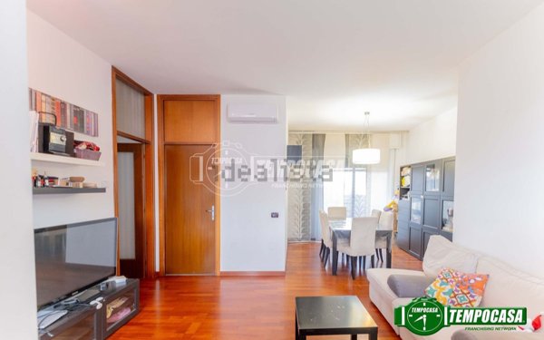 appartamento in vendita a Milano in zona Quarto Cagnino