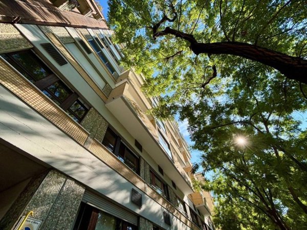 ufficio in vendita a Milano in zona Solari
