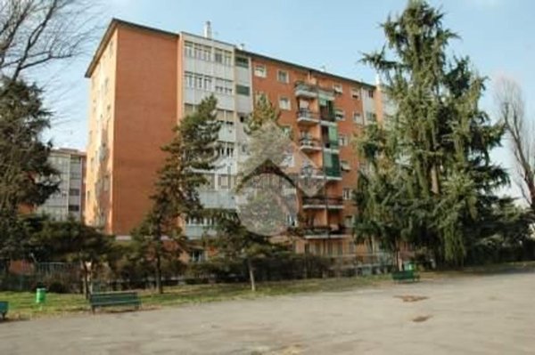 appartamento in vendita a Milano in zona Gallaratese