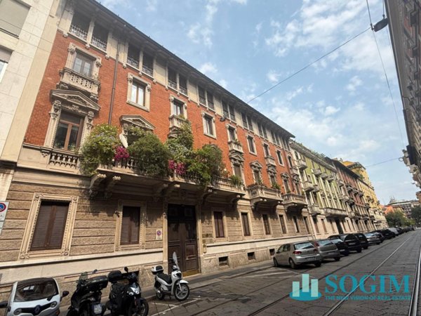 appartamento in vendita a Milano