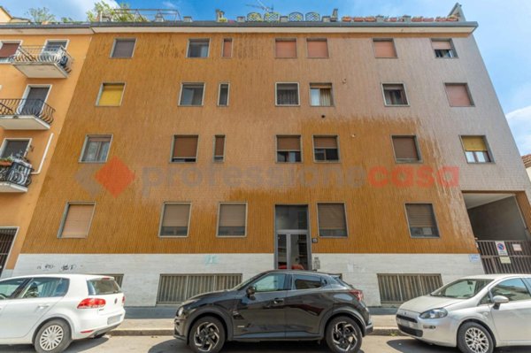 appartamento in vendita a Milano in zona Barona