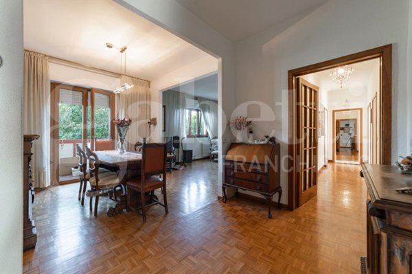appartamento in vendita a Milano in zona Gratosoglio