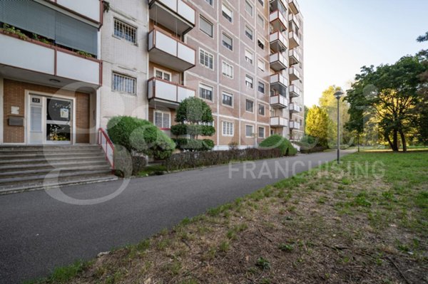 appartamento in vendita a Milano in zona Ronchetto delle Rane