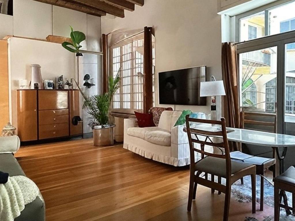 appartamento in vendita a Milano in zona Solari