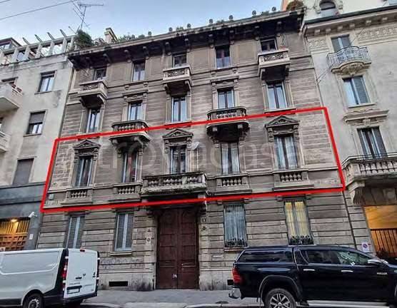 appartamento in vendita a Milano in zona Sempione