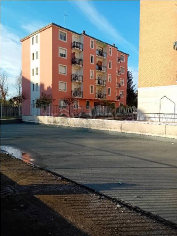 appartamento in vendita a Milano in zona Vialba