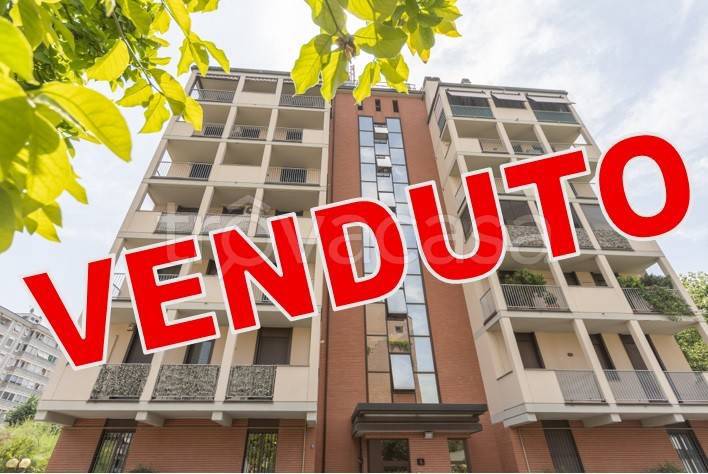 appartamento in vendita a Milano in zona Vigentino