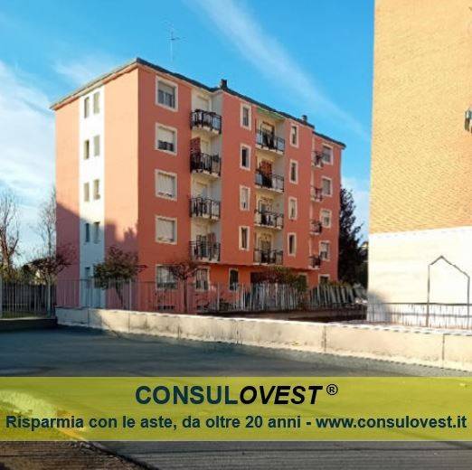 appartamento in vendita a Milano in zona Vialba