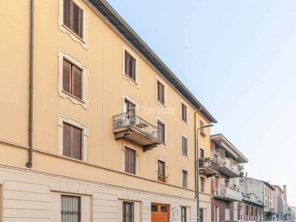 appartamento in vendita a Milano in zona Dergano