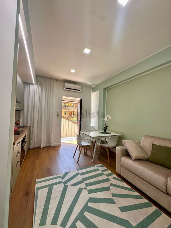 appartamento in vendita a Milano in zona Stadera