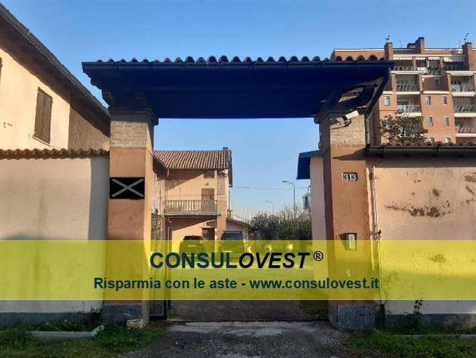 casa indipendente in vendita a Milano in zona Gallaratese