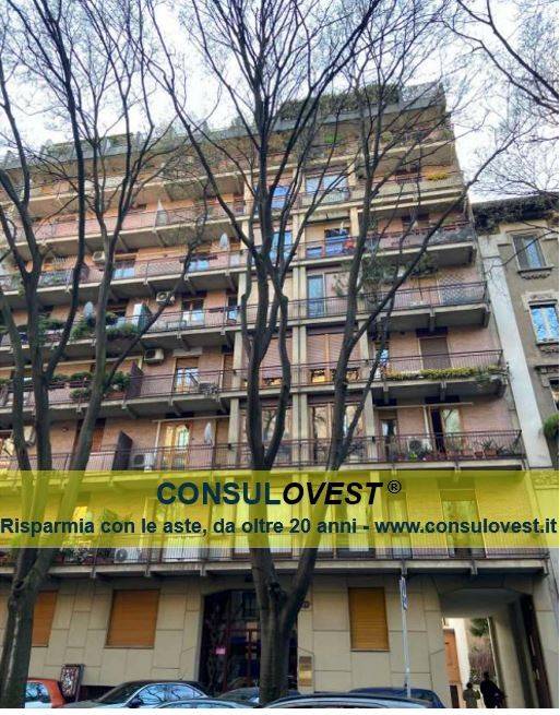 appartamento in vendita a Milano in zona Città Studi