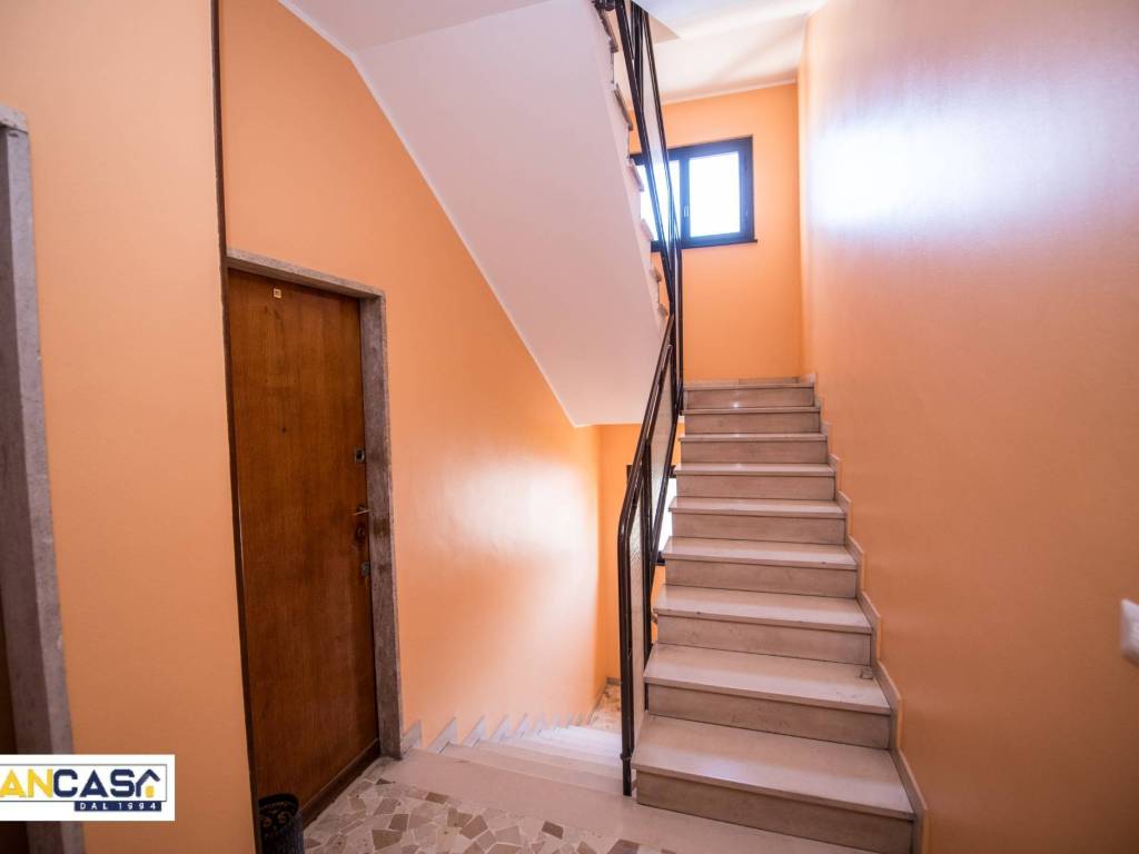 appartamento in vendita a Milano in zona Porta Ticinese