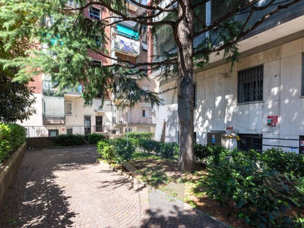 appartamento in vendita a Milano in zona Crescenzago