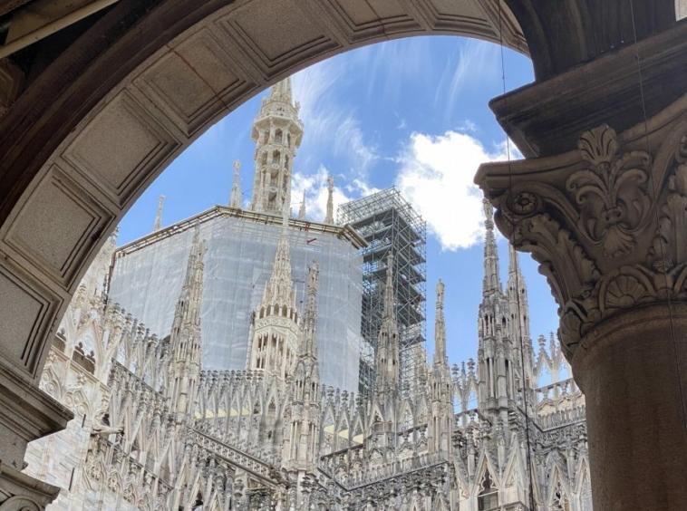 appartamento in vendita a Milano in zona Sempione