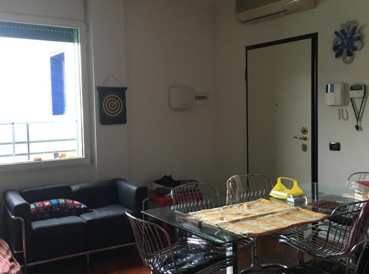 appartamento in vendita a Milano in zona Morivione