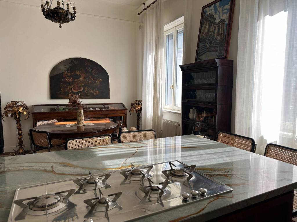 appartamento in vendita a Milano in zona Loreto