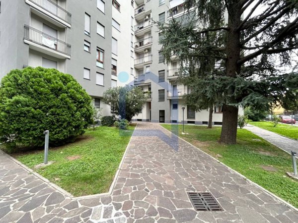 appartamento in vendita a Milano in zona Bovisa