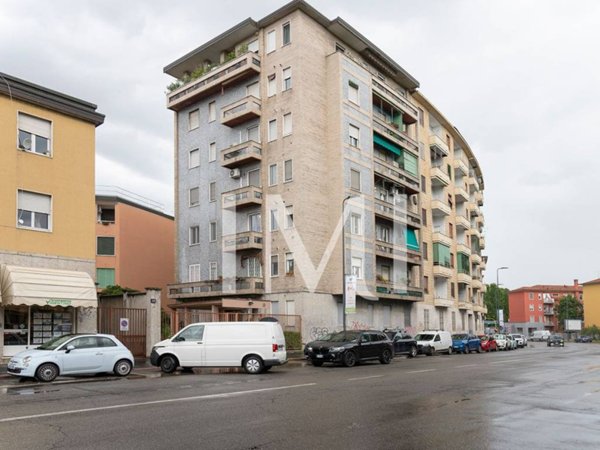 appartamento in vendita a Milano in zona Vigentino