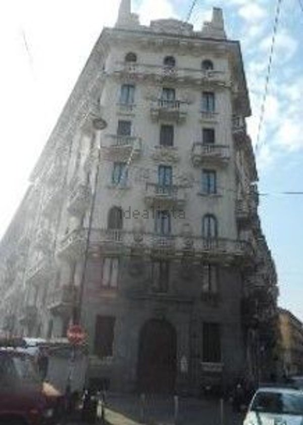 negozio in vendita a Milano in zona Isola