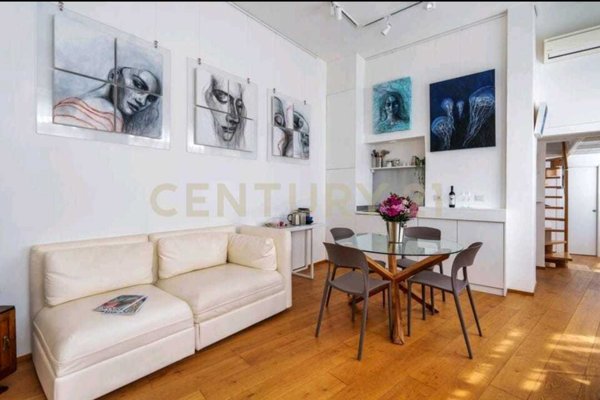 appartamento in vendita a Milano in zona Città Studi