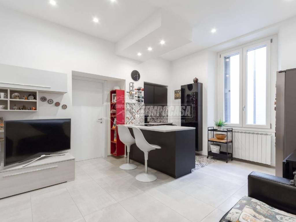 appartamento in vendita a Milano in zona Porta Nuova