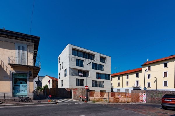 appartamento in vendita a Milano in zona Crescenzago