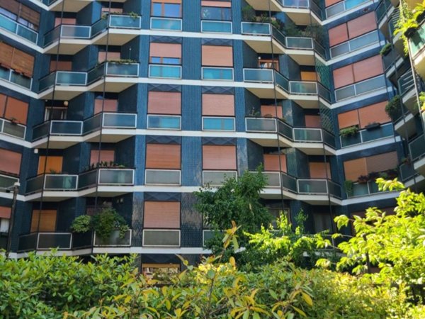 ufficio in vendita a Milano in zona Città Studi