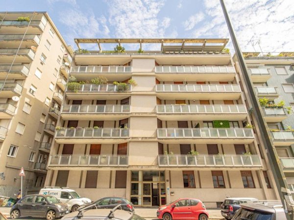 appartamento in vendita a Milano in zona Centro Direzionale
