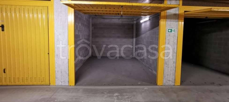 appartamento in vendita a Milano in zona Dergano