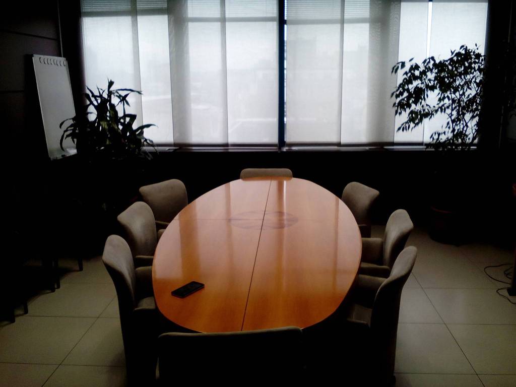 ufficio in vendita a Milano in zona Gallaratese