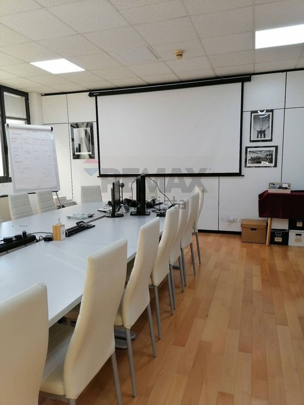 ufficio in vendita a Milano in zona Bovisa