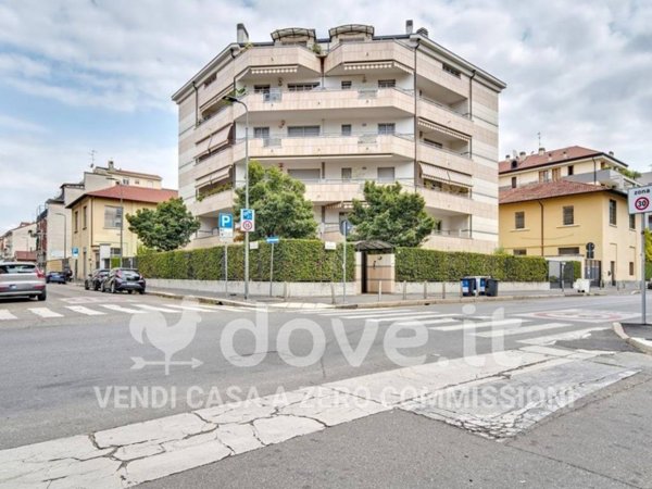 appartamento in vendita a Milano in zona Precotto