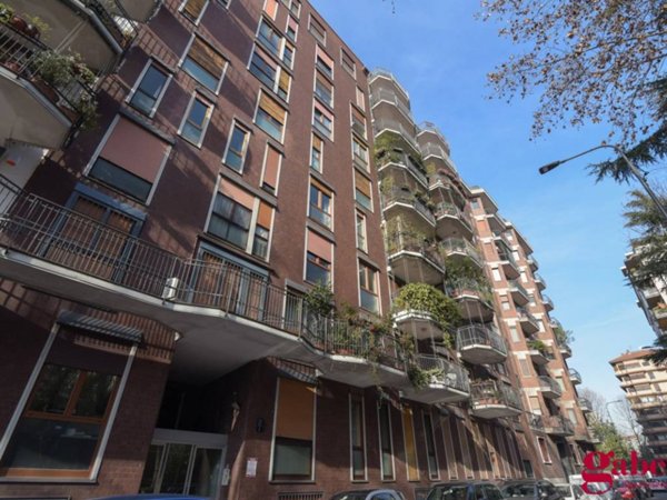 appartamento in vendita a Milano in zona Solari